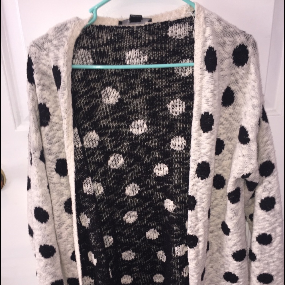 Medium very thick pokidot cardigan